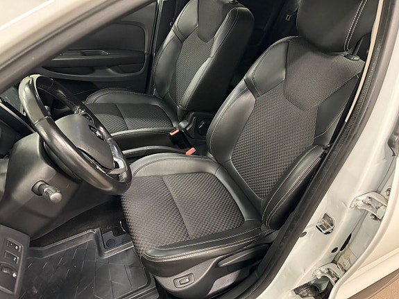 Renault Clio 13 of 22
