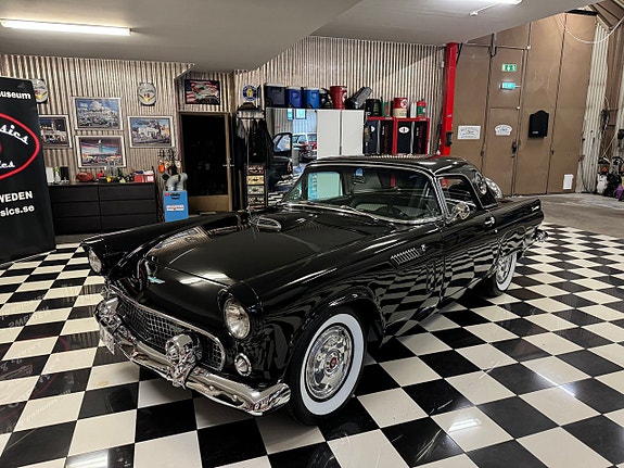 Ford Thunderbird
