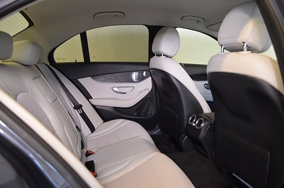 Mercedes-Benz C250 d 15 of 20