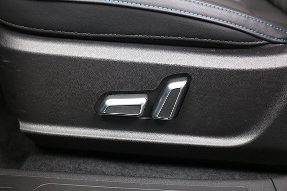 ORA 300 Pro 17 of 26