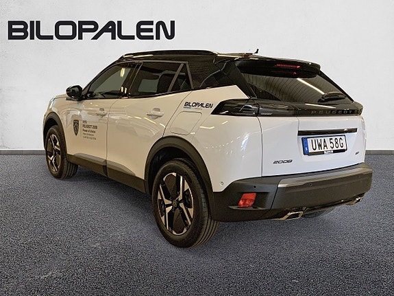 Peugeot 2008 3 of 5