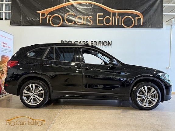 BMW X1 3 of 5
