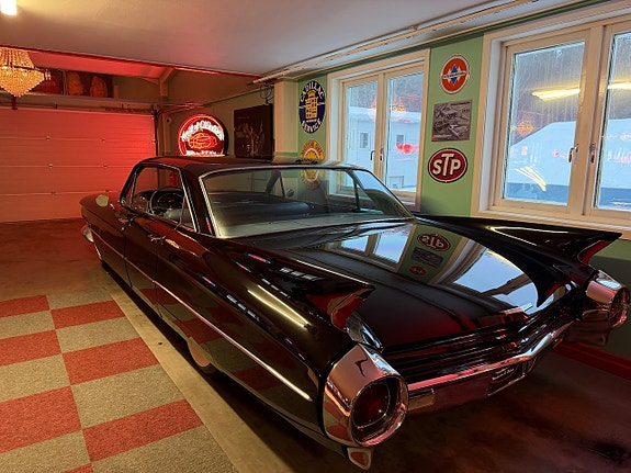 Cadillac Eldorado 3 of 15