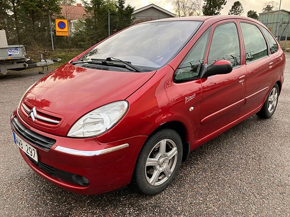 Citroen Xsara Picasso 2 of 9