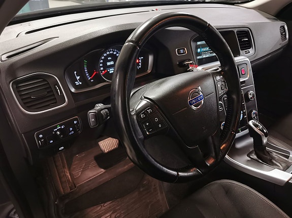Volvo V60 7 of 21