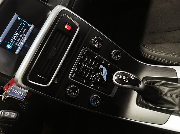 Volvo V60 17 of 21