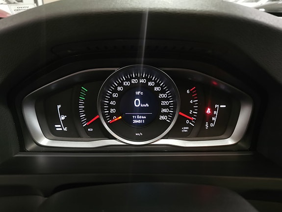 Volvo V60 14 of 21