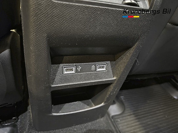 Peugeot 308 SW 15 of 18