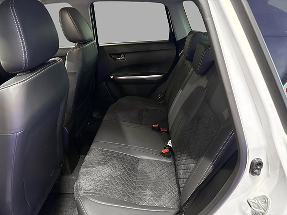 Suzuki Vitara 9 of 15
