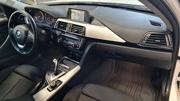 BMW 318 12 of 12