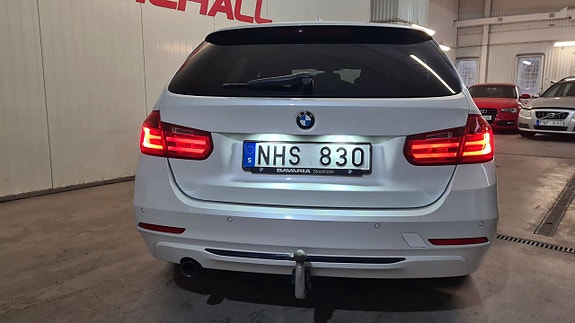 BMW 318 4 of 5