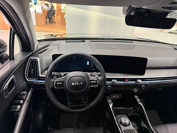 Kia Sorento 11 of 17
