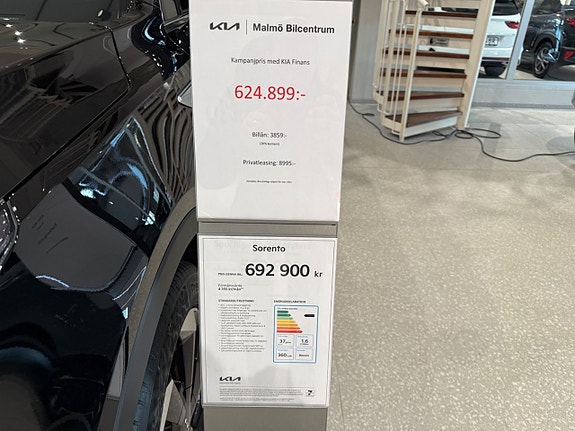 Kia Sorento 17 of 17