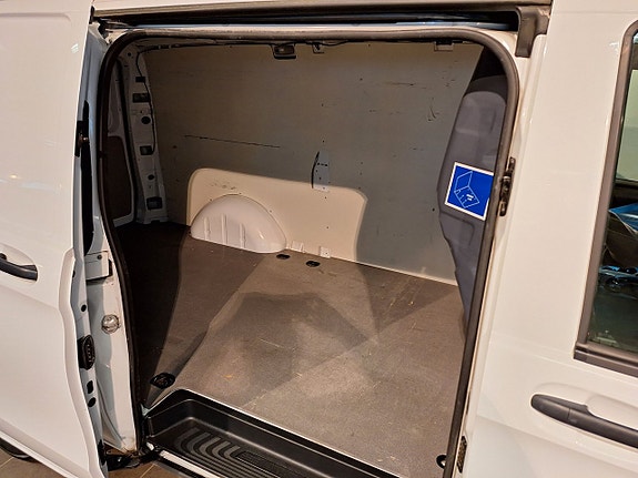 Mercedes-Benz Vito 111 8 of 9