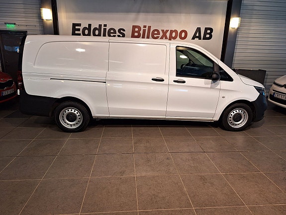 Mercedes-Benz Vito 111 3 of 5