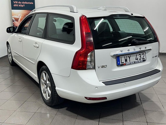Volvo V50 10 of 16