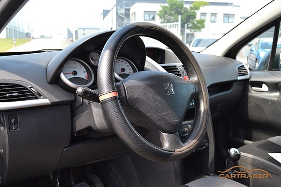 Peugeot 207 7 of 10
