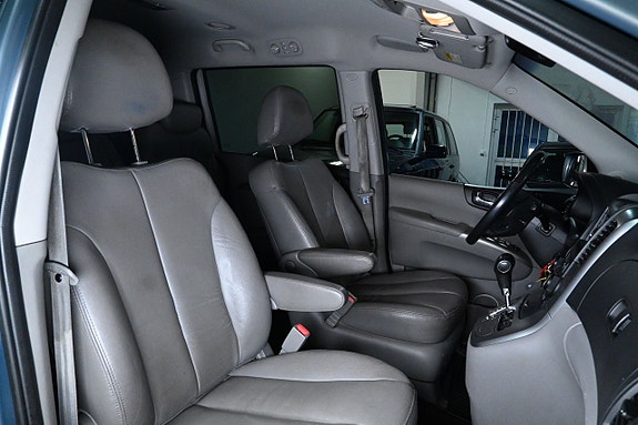 Kia Carnival 12 of 19