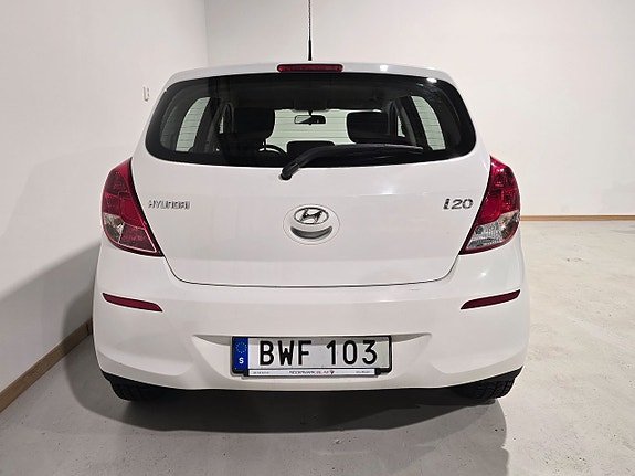 Hyundai i20 6 of 14