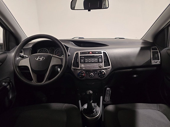Hyundai i20 9 of 14