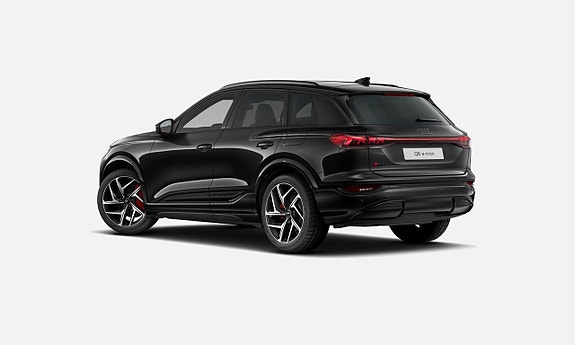 Audi Q6 e-tron 4 of 5