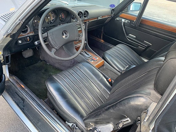 Mercedes-Benz 450 SL 7 of 10