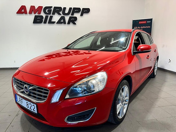 Begagnad bil till salu: Volvo V60 - 2011 - Röd - 150 Hk - Kombi | BLOCKET