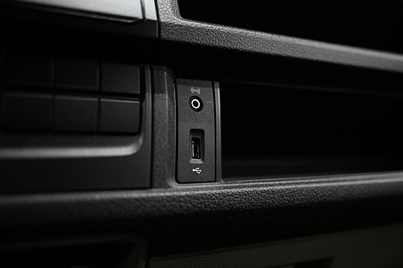 Volkswagen Transporter 24 of 30