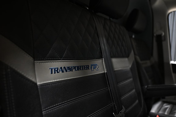 Volkswagen Transporter 25 of 30