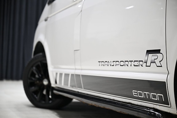 Volkswagen Transporter 12 of 30
