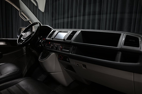 Volkswagen Transporter 30 of 30