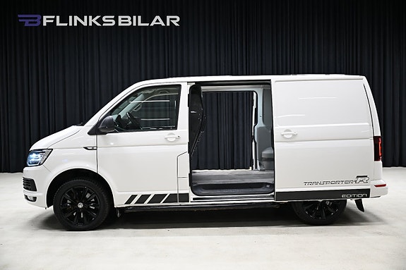 Volkswagen Transporter 4 of 30