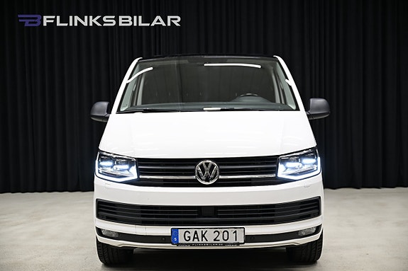Volkswagen Transporter 15 of 30