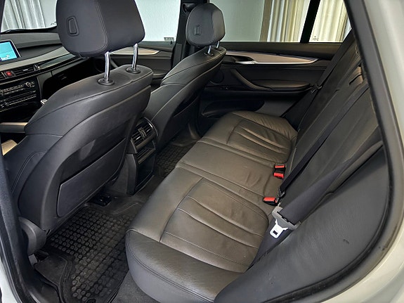 BMW X5 7 of 14