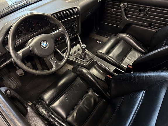 BMW M3 5 of 5