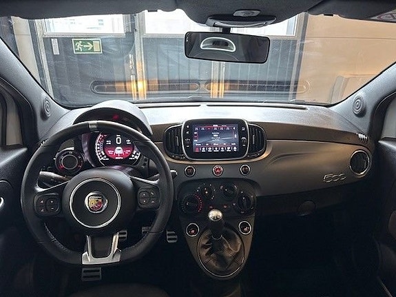 Abarth 595 9 of 12