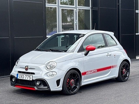 Abarth 595 4 of 5