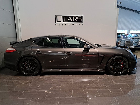 Porsche Panamera GTS 3 of 5