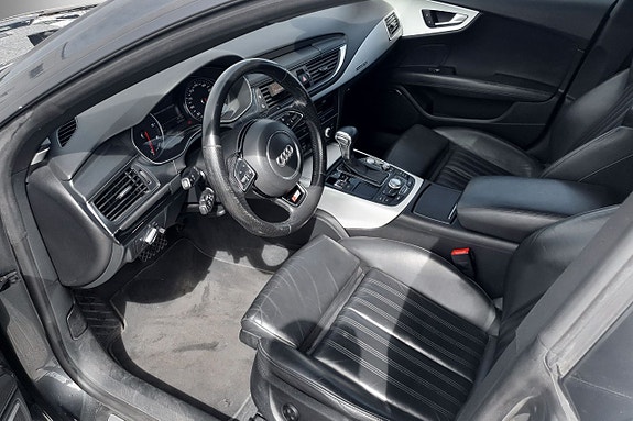 Audi A7 9 of 14