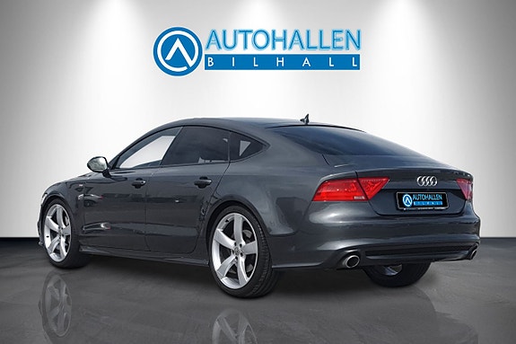 Audi A7 4 of 5