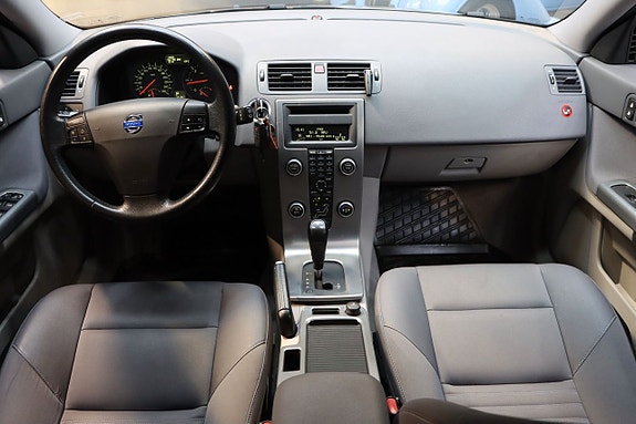 Volvo V50 18 of 25