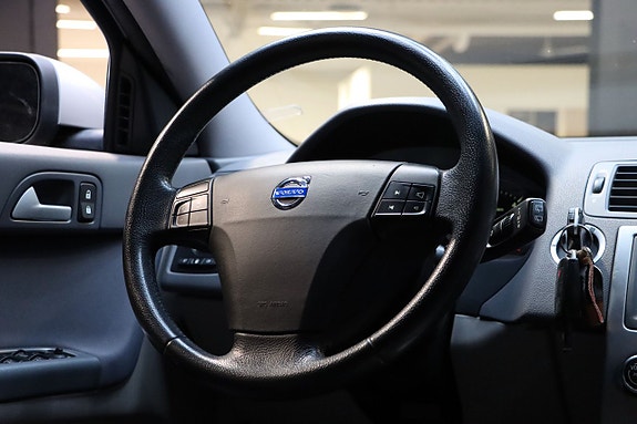Volvo V50 19 of 25