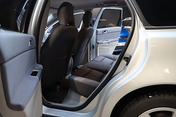 Volvo V50 14 of 25