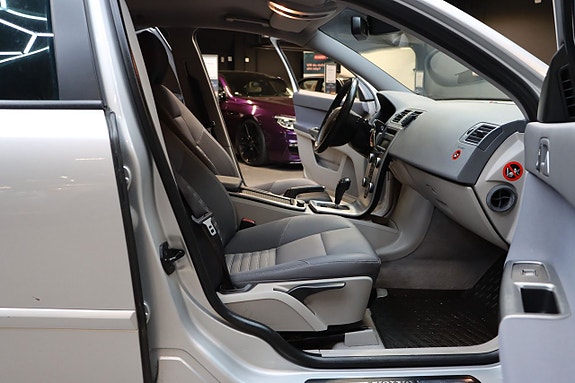 Volvo V50 16 of 25