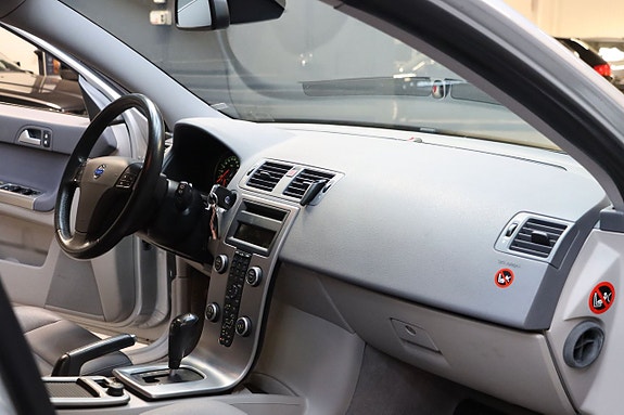 Volvo V50 17 of 25