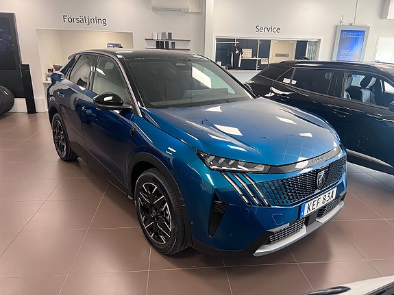 Peugeot 3008 3 of 5