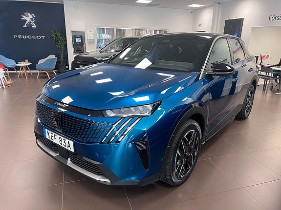 Peugeot 3008 2 of 5