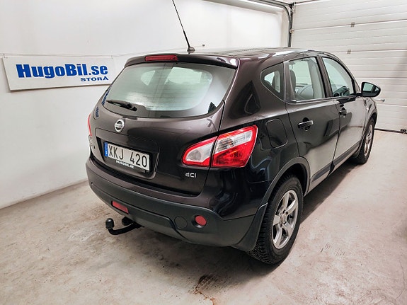 Nissan Qashqai 2 of 5