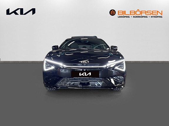 Kia EV6 2 of 17