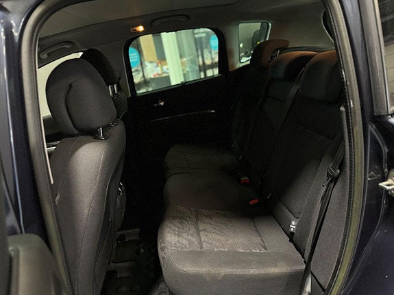 Peugeot 3008 6 of 17